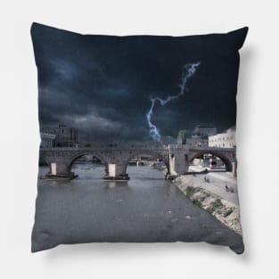 Virtual phenomenon: Stone bridge in Skopje Pillow