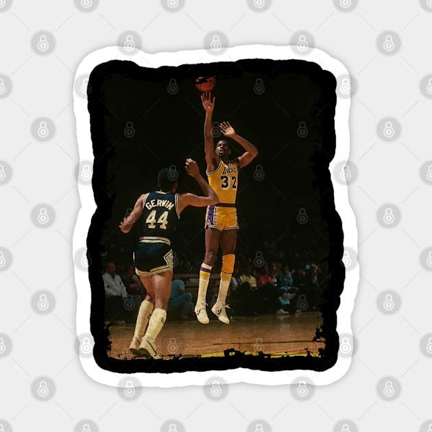 Magic Johnson vs George Gervin, 1982 Magnet by Omeshshopart