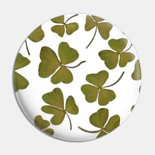 Green leaves Pin