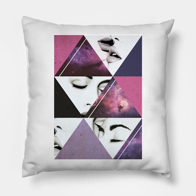 Kiss Pillow by juanrodc