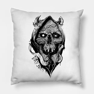 Dark skull Pillow