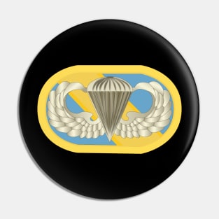 1st Special Forces Oval w Basic Wings Pin