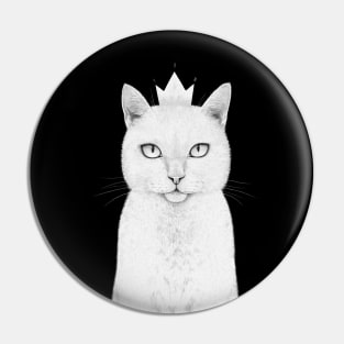 Queen cat Pin