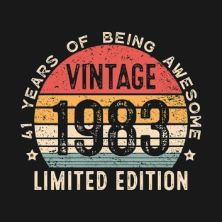 Vintage 1983 41st Birthday Gift Men Women 41 Years Old T-Shirt