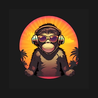 Cool summer monkey ape dj design T-Shirt