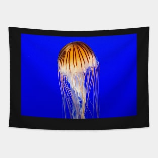 JELLYFISH OF BEAUTY IN THE BLUE OCEAN DESIGN Tapestry