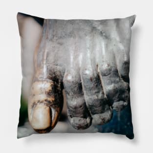 Foot of faith Pillow