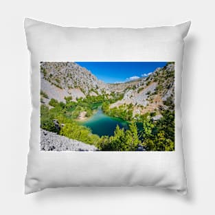 Zrmanja river ii Pillow