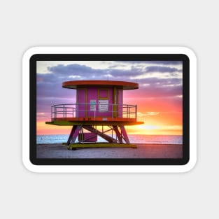 Miami Beach Round Life Guard House Sunrise Magnet