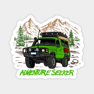 Land Cruiser Adventure Seeker - Green Magnet