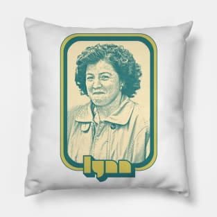 Ruddy hell, it's ..... Lynn! Pillow