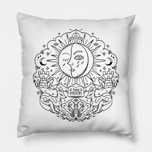 The moon tarot Pillow