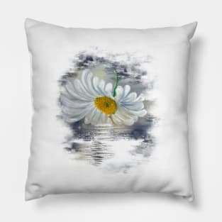 Summer Daisy - T-shirt with a daisy from a hand-painted picture Pillow