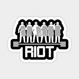 Riot Design Magnet