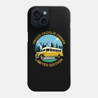 Skoolie Conversion Vintage Design for a Proud Skoolie Owner Phone Case