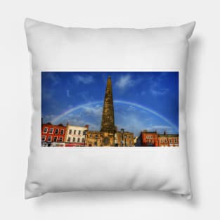 Richmond Oberlisk Pillow