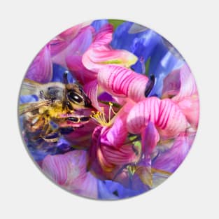 Bee in Blue / Swiss Artwork Photography Pin