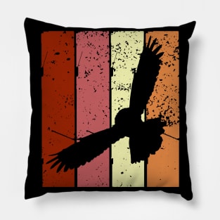 Flying Owl | Retro Owls Birds Bird Zoologist Pillow