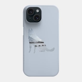 Huski dog in snow - dogsledging Phone Case