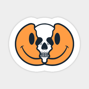 Skull and Smile emoticon Magnet