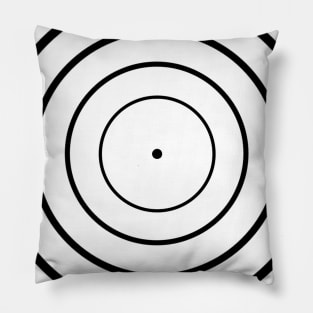 focus to the target Pillow