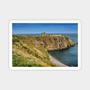 Dunnottar Castle on the Aberdeenshire coastline, Scotland Magnet