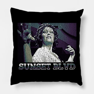 vintage im ready for my close up sunset blvd Pillow