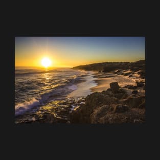 Sunset over the sand dunes at Gunnamatta Surf Beach, Mornington Peninsula, Victoria, Australia T-Shirt