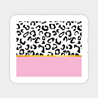 Black and white leopard print on pink, golden lining Magnet