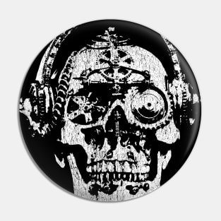 Mechanical Skull with Headphones - Heavy Metal Pin