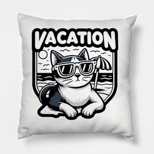 cat on vacation Pillow