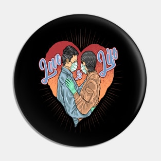 love is life couple Pin