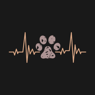 Cute Cat Paw Print Heartbeat Gift For Fur Mama T-Shirt