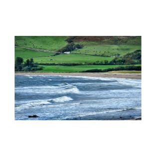 Waves coming in at Carskey Bay near Southend, Argyll and Bute T-Shirt