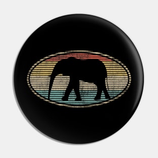 Elefant Lovers. Animal Lovers Funny Vintage Design Pin