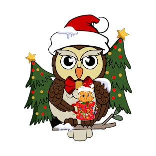 A Cat and An Owl Christmas In Cup T-Shirt