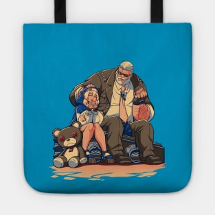 Family lunch Tote