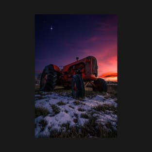 Red Case Tractor Sunset - vertical T-Shirt