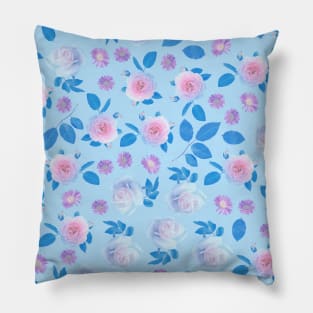 Rose garden Pillow