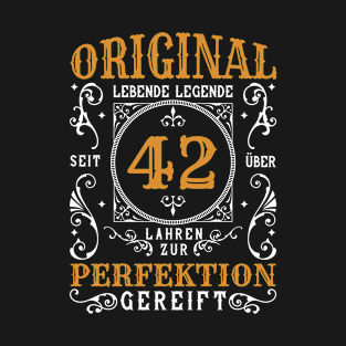 42th birthday vintage quote T-Shirt