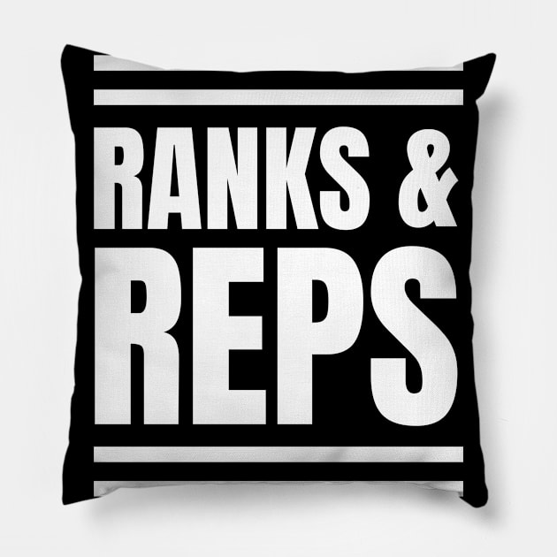 SEO Specialist's Ranks & Reps: The Ultimate Gift for SEO Experts and Managers Crushing It in the Gym Pillow by YUED