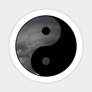 ying yang Magnet