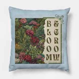 Gardening quote for a gardener who loves flowers Pillow