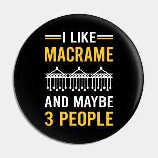 3 People Macrame Pin