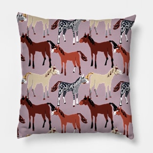 Horse pattern in pink Pillow