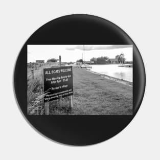 Public moorings in Thurne Dyke in the Norfolk Broads National Park Pin