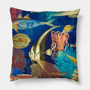 Bioluminescence of deep underwater animals Pillow