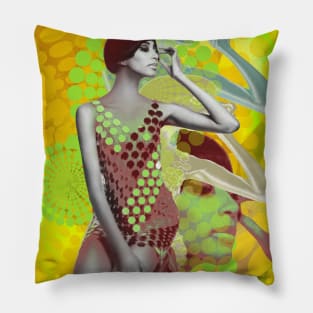 Donyale Luna – Supermodel of the 60s 5 Pillow