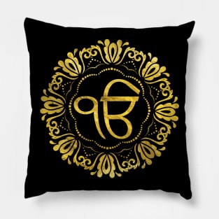 Decorative gold Ek Onkar / Ik Onkar  symbol Pillow