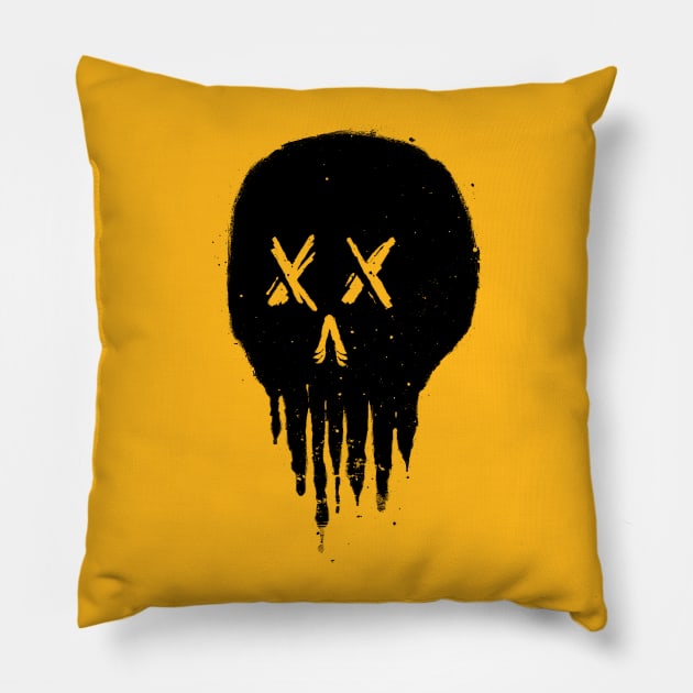 Skull Trickle Pillow by quilimo